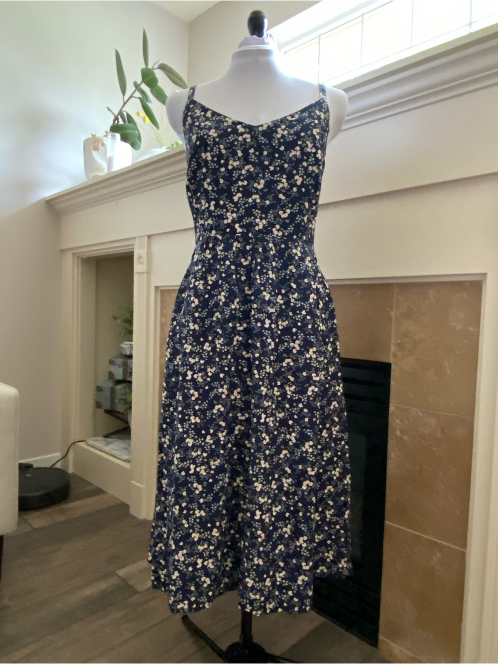 Old Navy Navy and White Floral Midi Dress